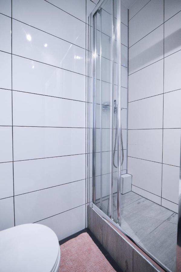 Citystay Brzezno Studio 3 Min Do Plazy Gdańsk Buitenkant foto